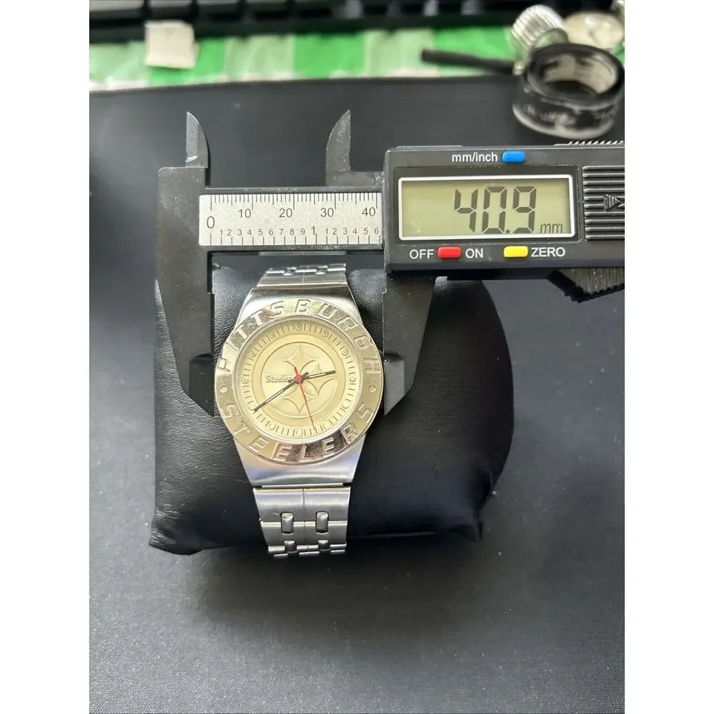 Pittsburgh Steelers Silver Tone Men’s Quartz Watch